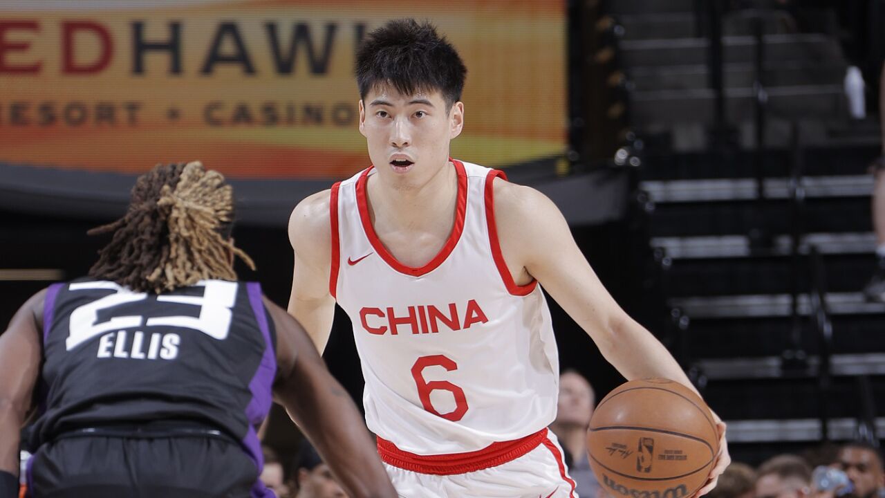 篮球火箭球队战术布置调整