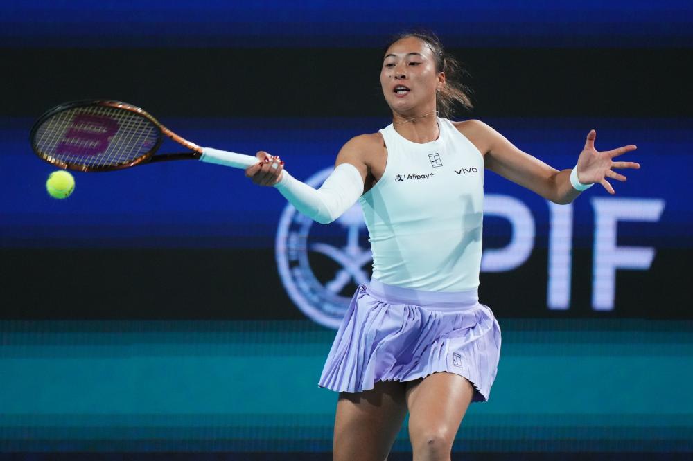 托蒂：说C罗的坏话只能说明你在嫉妒他，他和梅西的水平相当